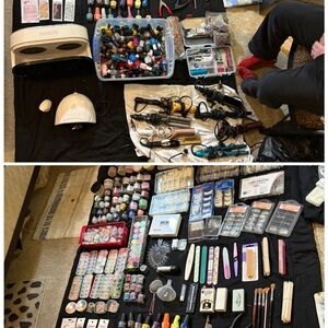 Professional acrylic Nail Art Kit with over 500 tips and  UV Lamp